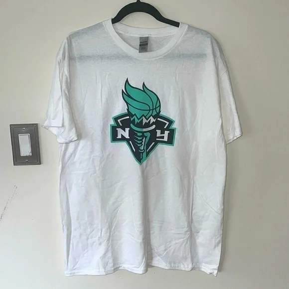 TITLE CHAMPS!!! NY Liberty WBNA TShirt - Picture 1 of 7